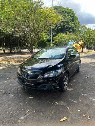 CHEVROLET ONIX 1.0 MPFI LS 8V FLEX 4P MANUAL CHEVROLET ONIX 1.0 MPFI LS 8V FLEX 4P MANUAL
